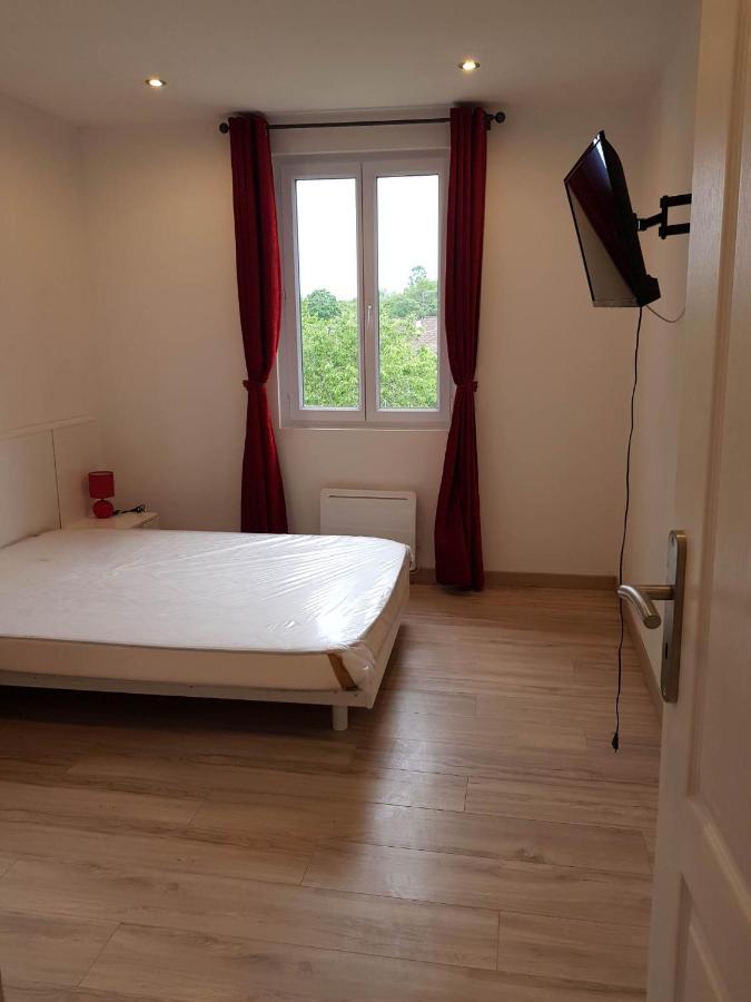 05 - Tres Joli 3 Pieces Neuf 2 Chambres, Logement Tout Equipe Pour 1 A 4 Personnes Maximum, Vue Sur Jardin Avec Parking Privatif, Grand Fourgon Possible, Tout Le Linge De Maison Est Fourni Annesse-et-Beaulieu Bagian luar foto