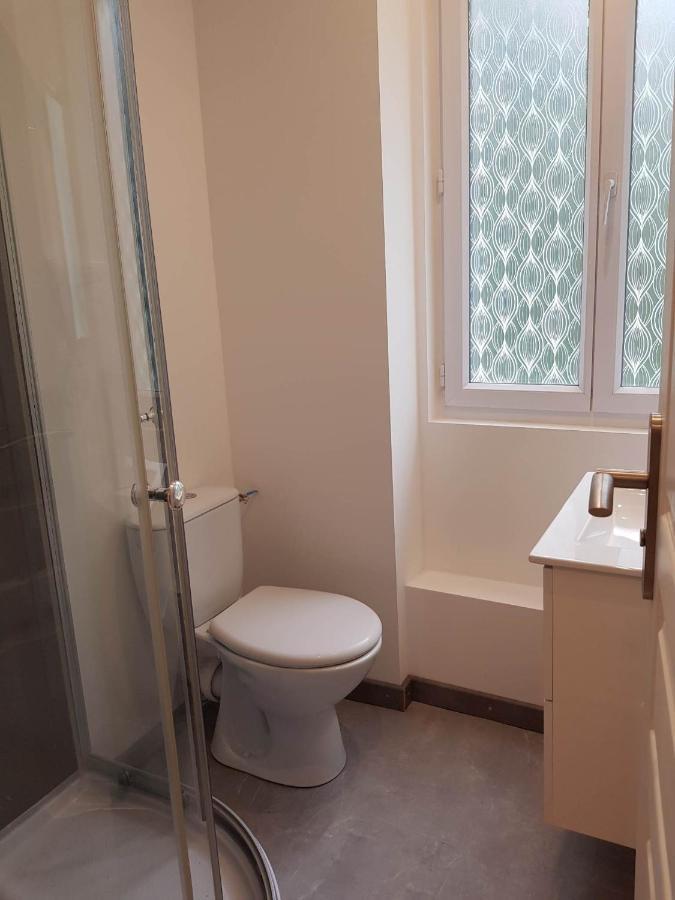 05 - Tres Joli 3 Pieces Neuf 2 Chambres, Logement Tout Equipe Pour 1 A 4 Personnes Maximum, Vue Sur Jardin Avec Parking Privatif, Grand Fourgon Possible, Tout Le Linge De Maison Est Fourni Annesse-et-Beaulieu Bagian luar foto
